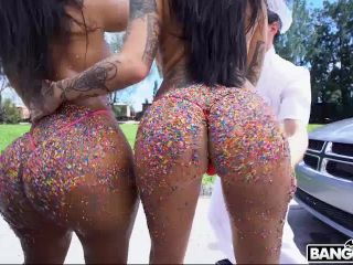 Rose Monroe & Lilith Morningstar  The Big Booty Sweet Tooth-1