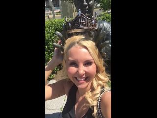 Aaliyah Love () Aaliyahlovefree - miss american dream this statue was one of the coolest things i saw in my short time 20-05-2017-5