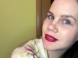 M@nyV1ds - AnnaManyVids - Giant woman in slow mo and 4K-7