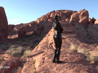 Hot - Valley of Fire-2