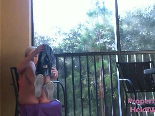 HeidiWow Balcony - Striptease-1