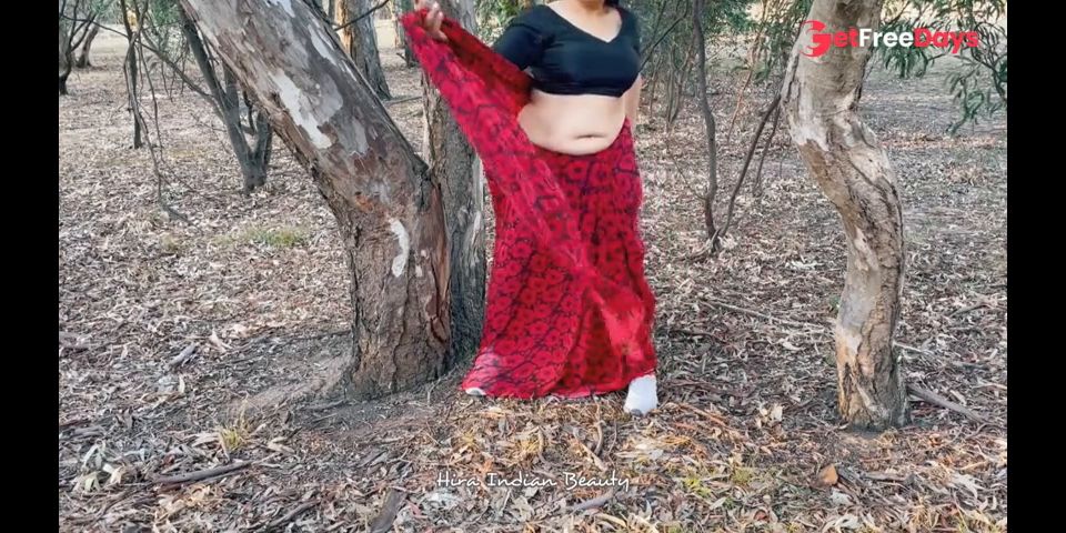 [GetFreeDays.com] Horny Indian Housewife Cheating with Friend - Giving Deep Throat in Outdoor - Saree Sex Porn Film January 2023