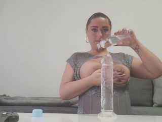 Little Miss Swinger - Das könnte dein Schwanz zwischen den riesigen Titten sein 1080P - Amateur-1