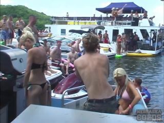 4Kthrowback Partycove Classic Video Public-1
