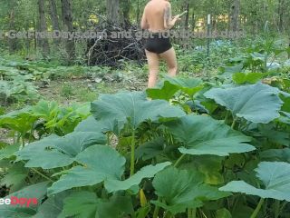 [GetFreeDays.com] Playing with my vegetables...Gardening is fun Adult Leak June 2023-2