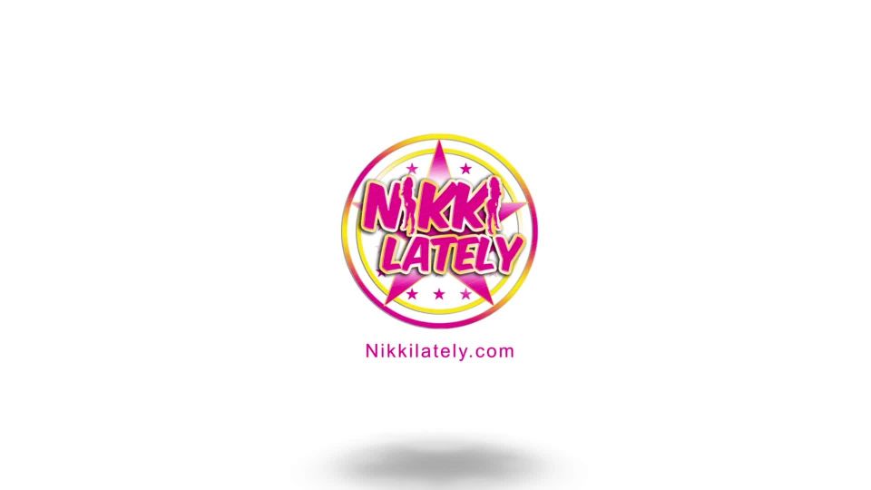 M@nyV1ds - Nikkilatelyxxx - Playing in my tight black pussy