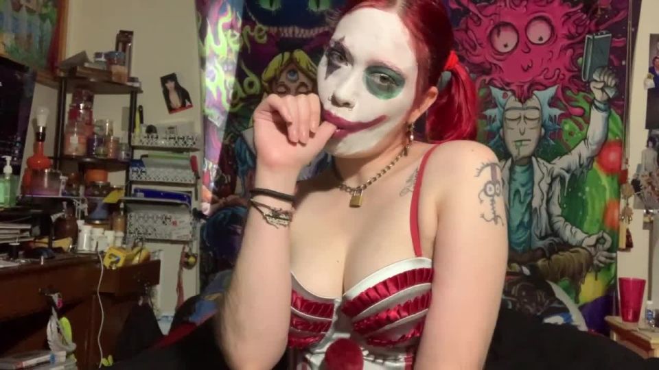 M@nyV1ds - suzyscrewd - Custom Clownslut Misses Daddy