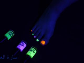 Foot Fetish | Black Light Toe Painting with Chill Music SFW-5