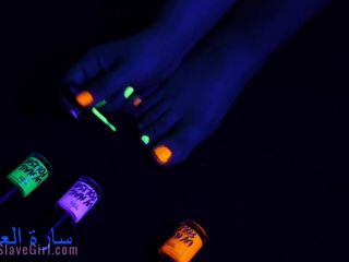 Foot Fetish | Black Light Toe Painting with Chill Music SFW-7