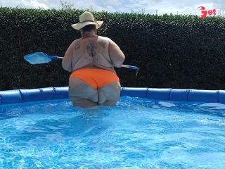 [GetFreeDays.com] SSBBW with giant natural boobs topless pool cleaning - by Viola Tittenfee Adult Stream July 2023-5