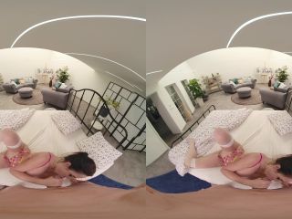 Bambola Sinn - Bodilicious - xVR Porn, VR Porn (UltraHD 2K 2021)-9
