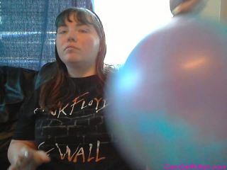 SmokingBigBalloonsHD.wmv-4