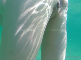 Mysexymodel () - underwater close up slo motion 16-05-2022-5