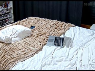 Reallifecam - Leora Reub Her Pussy And Tits Finish With Vibrator Masturbation 03.08.2024 696P - Amateur-2