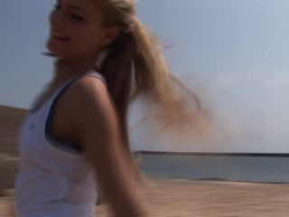 Cayenne-Klein-2_Sexy-Helgoland-Island.wmv-1