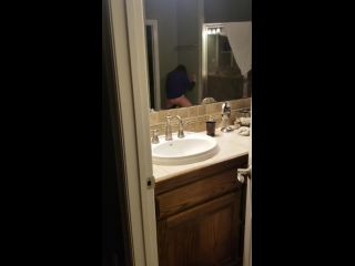 caught girlfriend masturbating in the bathroom-1