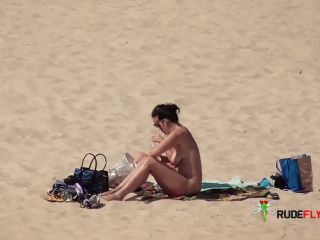 Everything this teen naturist does looks really  hot-5