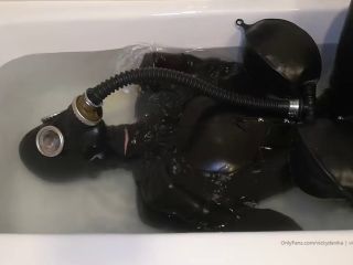 [GetFreeDays.com] Gas Mask And Rebreather Bags Underwater Part 1 Of 2 latex skirt porn-8