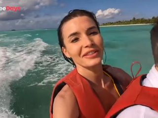 [GetFreeDays.com] Cum Inside Me On Public Beach With FREUTOY Porn Film January 2023-1