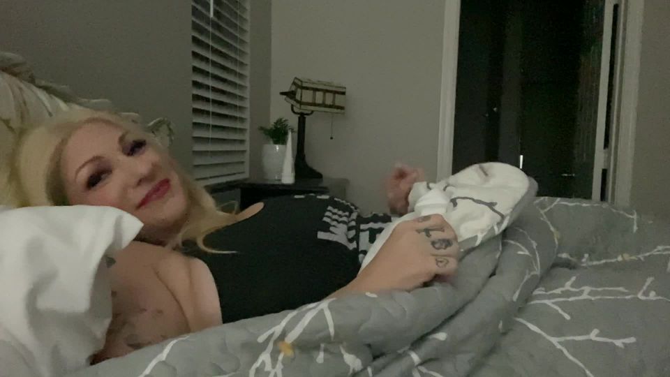 adult xxx clip 35 Scarlet Ellie – Mommy Found Your Taboo Porn - taboo - fetish porn lipstick fetish porn