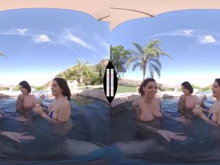 Ivy LeBelle, Karma Rx, Valentina Nappi / Gear VR [15.10.2019] [Gear VR] [1440p / VR], milf porn sex big tits on reality -7