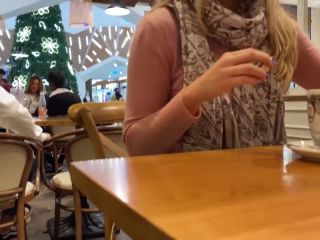 Ivy RosesIviroses buttcrack vid at cafe-2