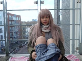 online xxx video 38 amateur xxx Masturbating Over London 1080p – Virtual Geisha, virtual geisha on public-1