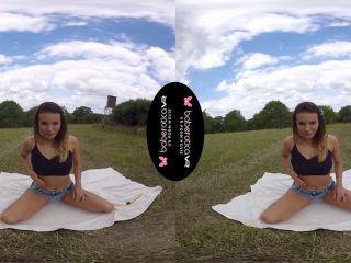 Solo Girl, Vanessa Decker Is Pleasing Herself, In VR-2