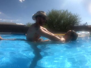 9 Months Pregnant Pool Sex 1080p-7