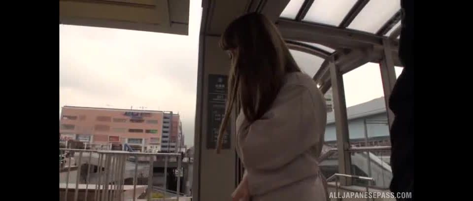 Awesome Lovely Japanese amateur enjoys a steamy car sex Video Online Japanese AV Model 720