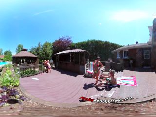 SHAKE THE SNAKE  VR OUTDOOR FOURSOME WITH THE LANE SISTERS-5