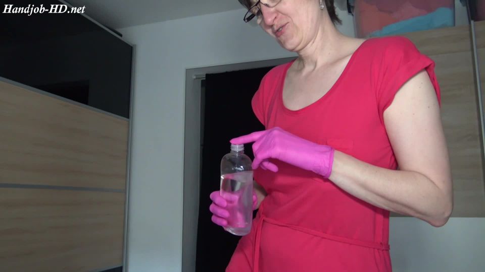 Handjob with Pink Gloves - German Hot Milf,  on german porn 
