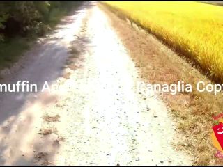 [GetFreeDays.com] Lui In Bici E Lei Corre A Piedi Ma Poi La Mette A Pecora japanese hardcore porn-2