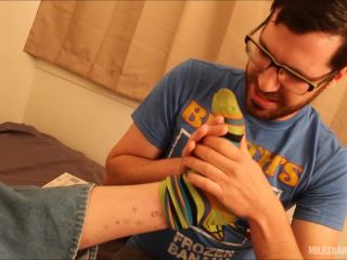porn video 49 gay medical fetish Milked And Busted - Pixies Smelly Hippie Feet, sucking on massage porn-2