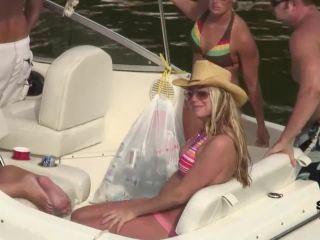 Sluts on a Raft Public-9