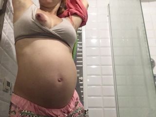 M@nyV1ds - PregnantMiodelka - Stripping with my preggo body and face-3