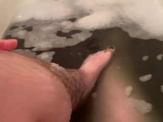 suzyscrewd Bathtime Nymph - Hairy Arms-6