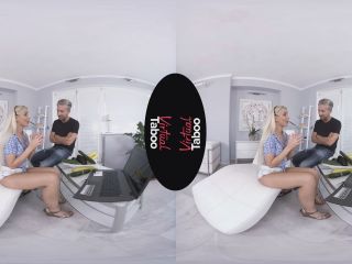 VirtualTaboo: Lola Myluv (Condom Tutorial: Better Without / 04.08.2018) [Oculus | SideBySide], teen first blowjob on blowjob -5