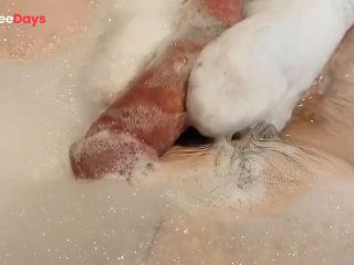 [GetFreeDays.com] Loulou Gives SockJob in Bath Sex Film April 2023-4