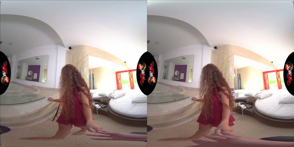 Karina Rojo – Little Red Riding Me (GearVR)(Virtual Reality)