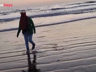 [GetFreeDays.com] Desi bhabhi ne Aaj to Kamal kar di beach PE jakar chudai ki Porn Video March 2023-1