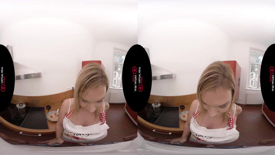 video 13 Czech dinner - Smartphone 60 Fps | virtual reality | blonde porn blonde red porn