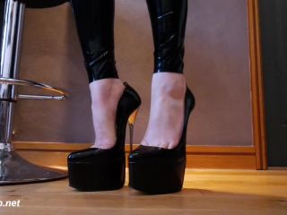 femdom denial 10″ Goddess Heels Handjob – Shiny s, femdom on handjob porn-0