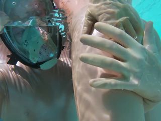 7787 Underwater Play In Transparent Latex-9