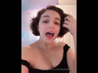 Onlyfans - Leana Lovings - leanalovingsOh geez I went to get a haircut and they may have taken more than a little too much - 30-07-2020-3