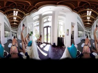 August Ames, Valentina Nappi, Jaclyn Taylor (Oculus) - (Virtual Reality)-3