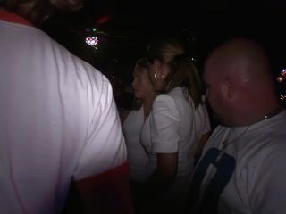 College Bar Wet T-Shirt Contest Public!-0