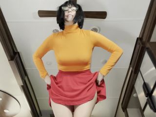 M@nyV1ds - NataliaLeo - Velma Steps On Villain Trapped In Floor-6