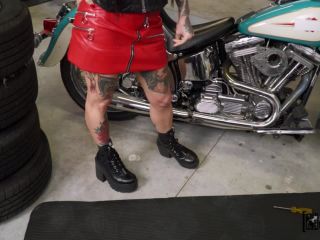 7200 Van Wylde, Joanna Angel - Biker Babe Fucks The Mechanic-7