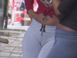 Cameltoe shows ghetto girl's phat pussy-7